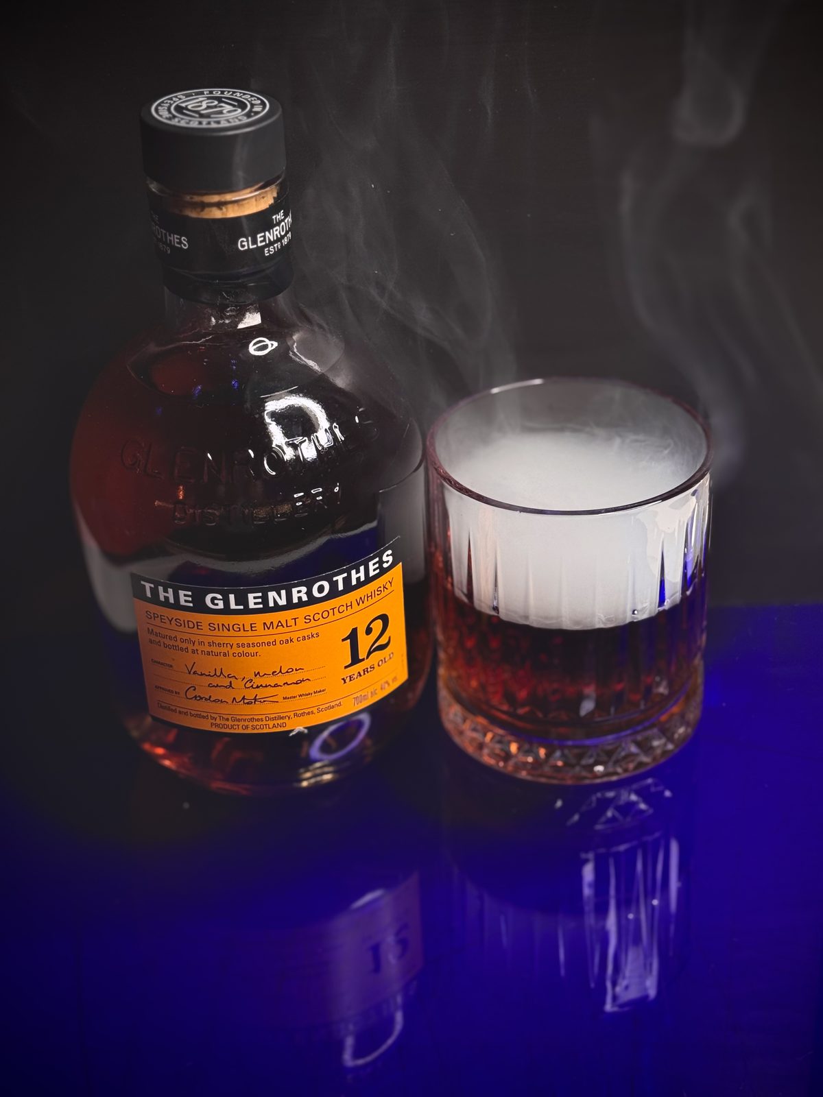 Whisky premium y humo en OCH8